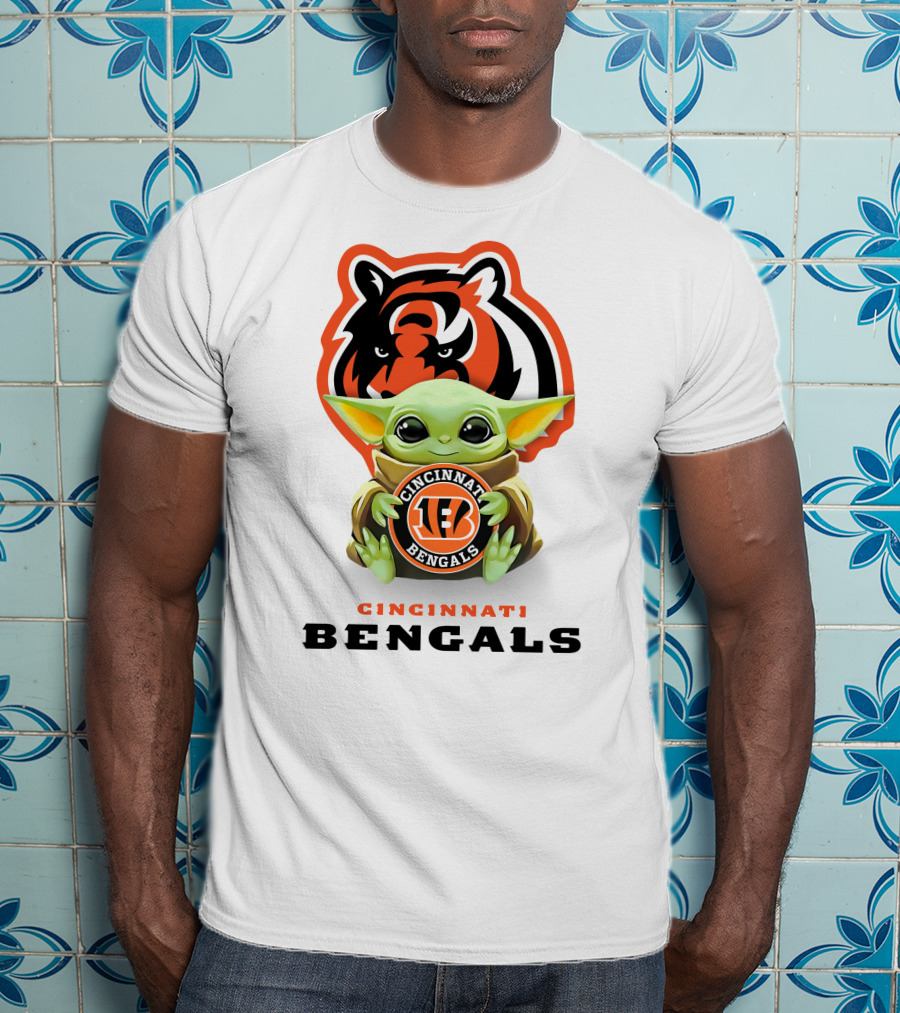 Baby Yoda Cincinnati Bengals T-Shirt