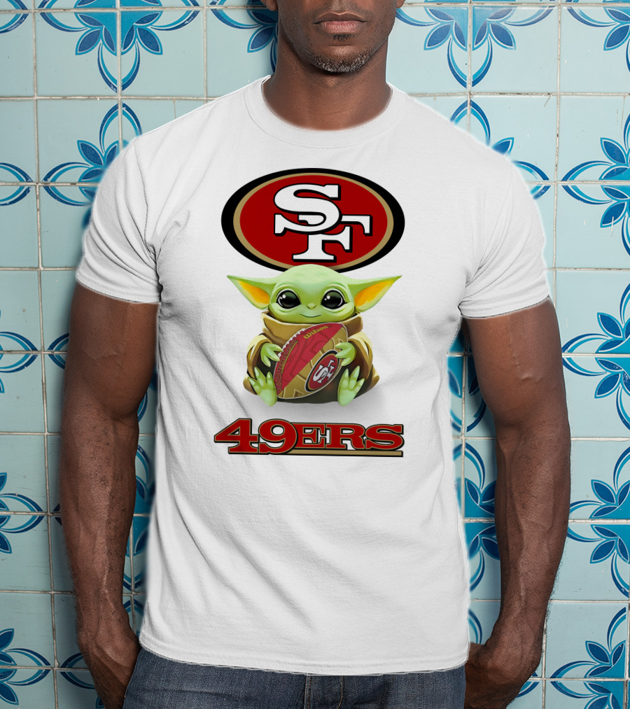 Star Wars Baby Yoda Hugging San Francisco 49ers Football 49ers SF T-Shirt