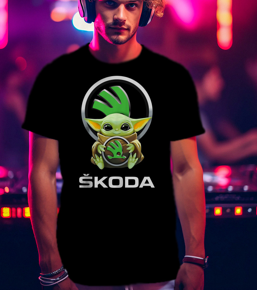 Škoda Logo Grogu Hug T-Shirt