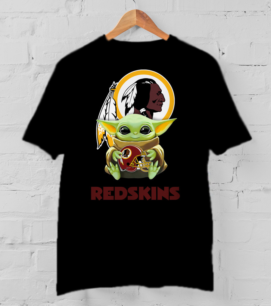 Grogu Hug Redskins Helmet Black T-Shirt