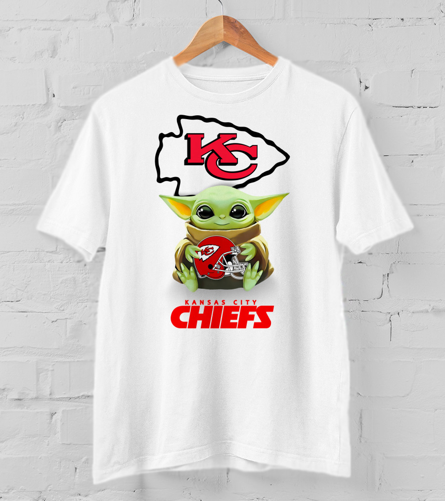 Grogu KC Arrowhead Kansas City Chiefs Helmet Hug T-Shirt