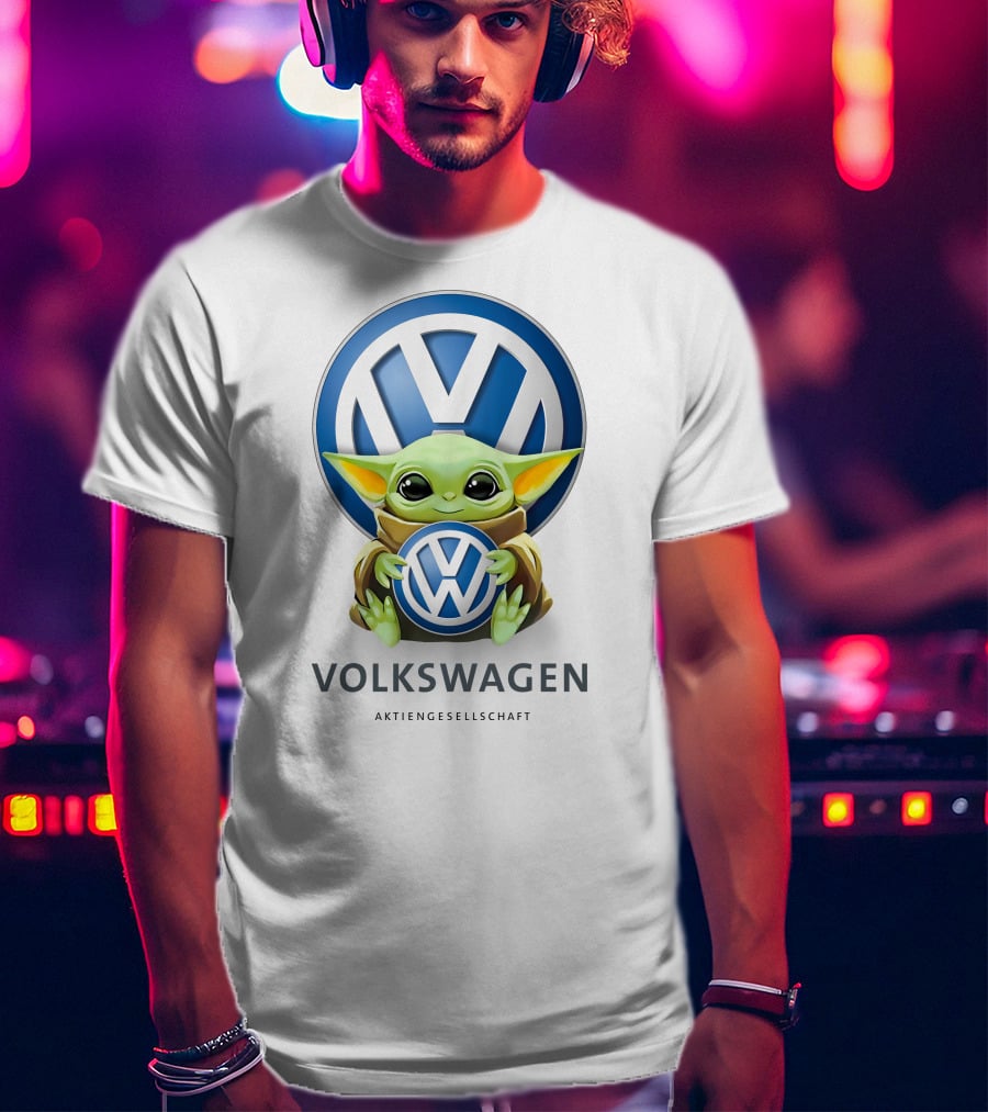 Volkswagen Grogu Hugging Logo Aktiengesellschaft T-Shirt