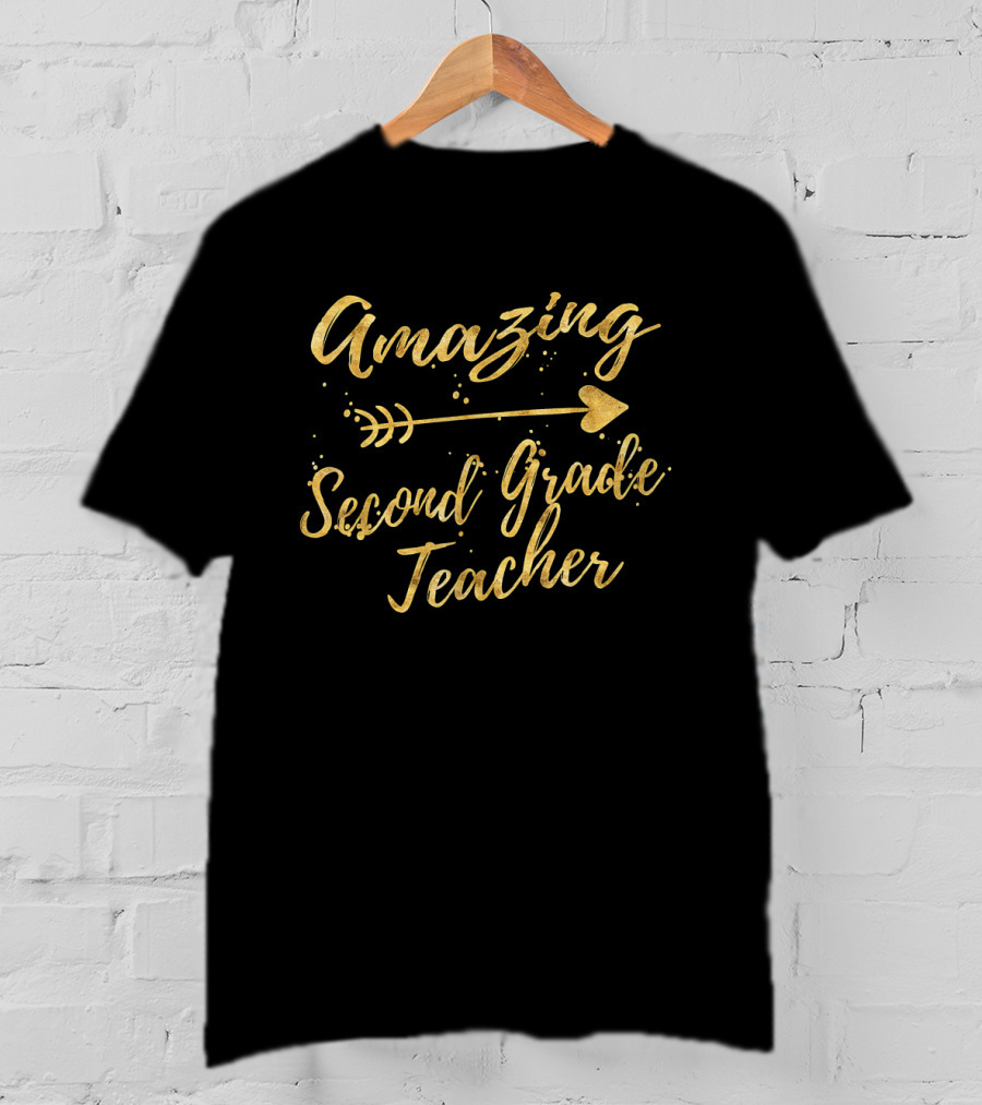 Amazing Second Grade Teacher With Decorative Arrow T-Shirt