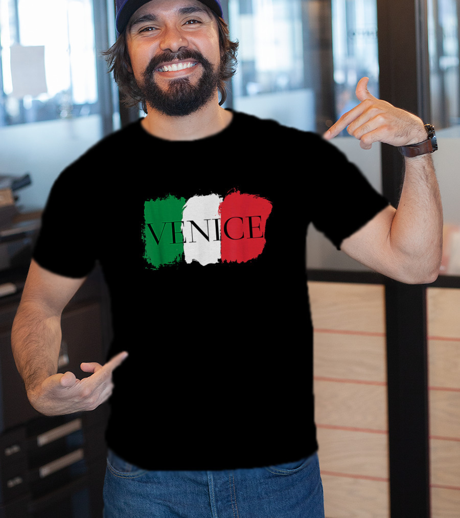Venice Italy With Italian Flag Colors T-Shirt