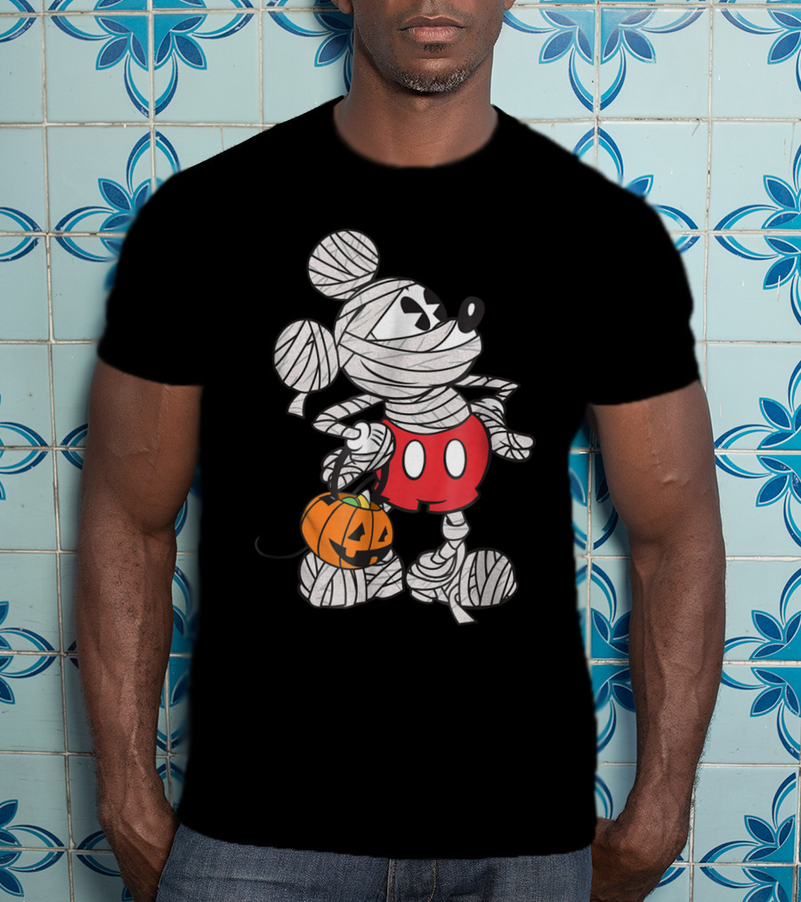 Mickey Mouse Halloween Mummy With Pumpkin Trick-or-Treat Bag T-Shirt
