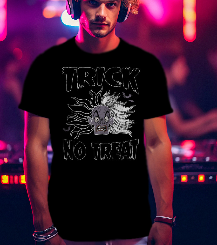 Trick No Treat Spooky Ghost Face With Flying Bats T-Shirt