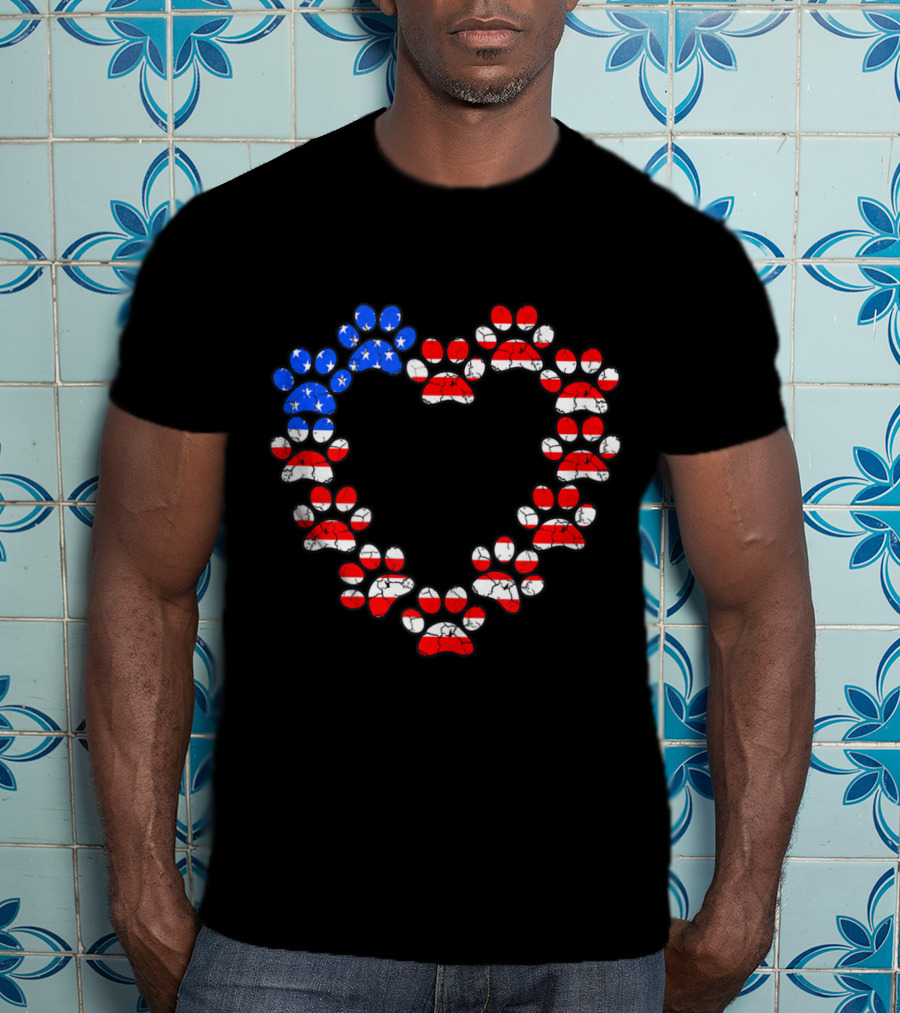 USA Flag Cat Dog Paw Prints Heart Animal Lover Patriotic Emblem T-Shirt