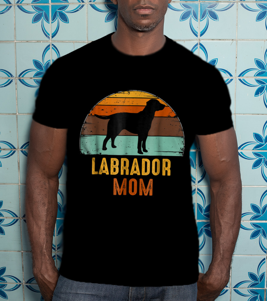 Labrador Mom Vintage Lab Dog Sunset T-Shirt