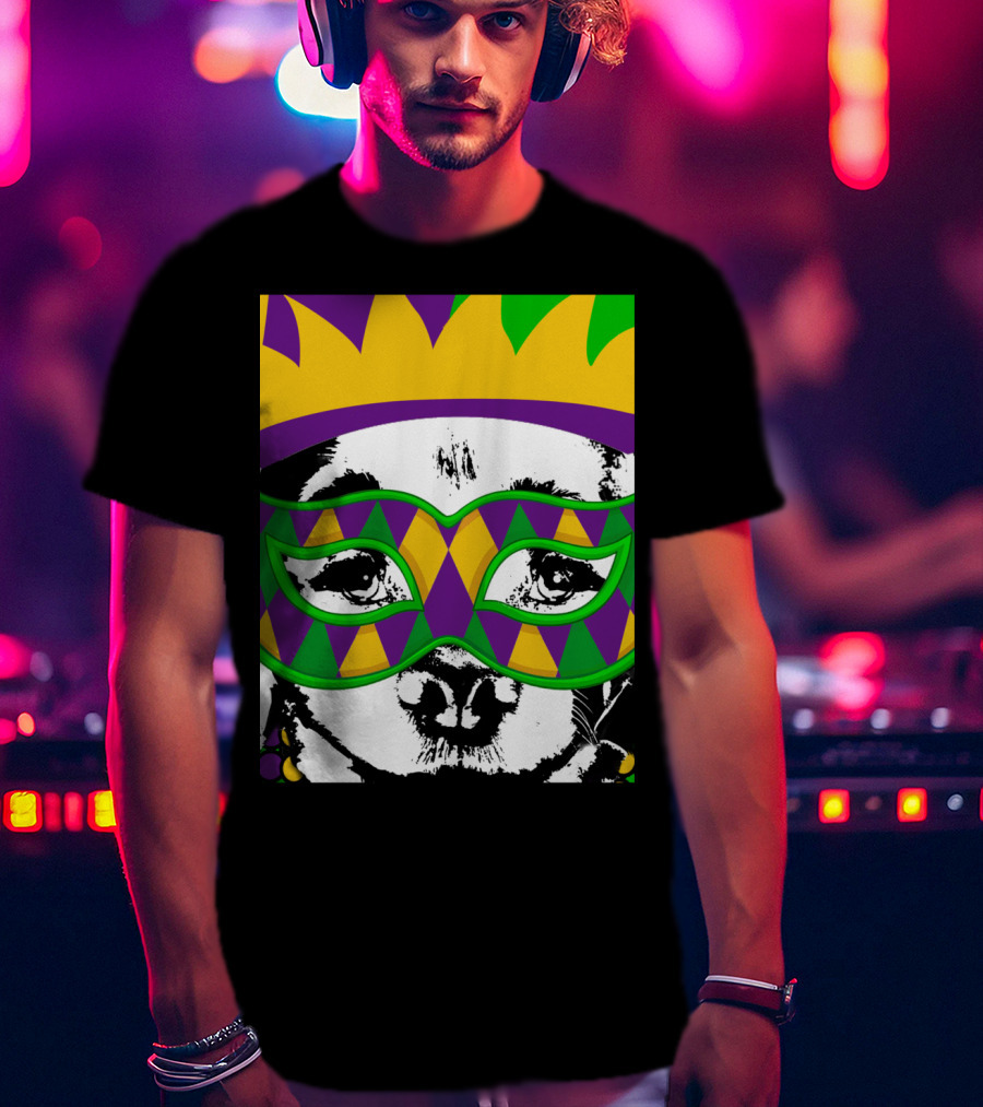 Mardi Gras Golden Retriever Dog Mask And Crown Colorful T-Shirt