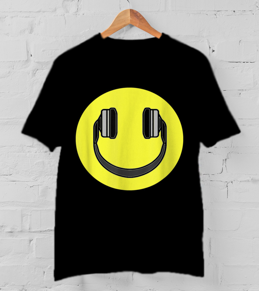 Club Smiley Techno Music DJ Headphone Face T-Shirt
