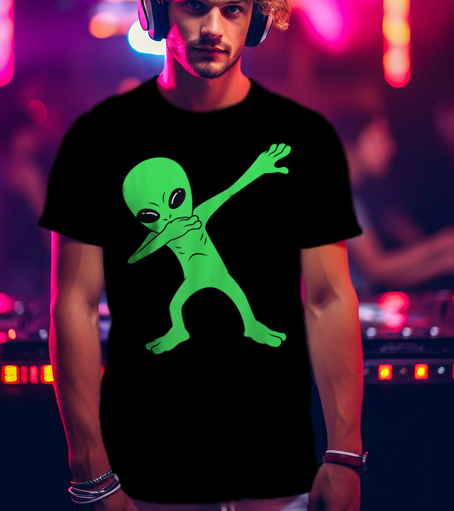 Dabbing Alien Halloween Funny Dab Pose Extraterrestrial Dance T-Shirt