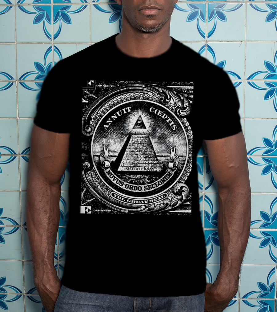 Annuit Coeptis Novus Ordo Seclorum The Great Seal Dollar Pyramid T-Shirt