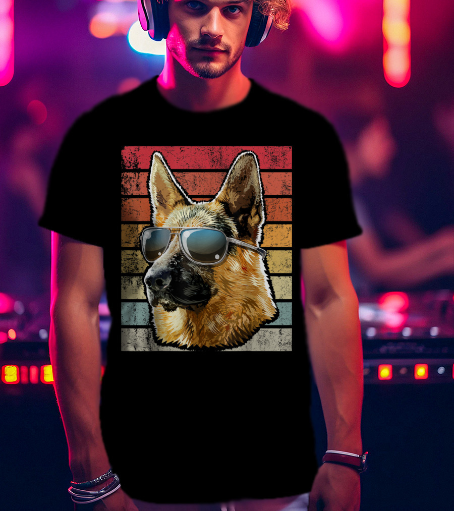 Retro Vintage German Shepherd Dog Sunglasses Stripes T-Shirt