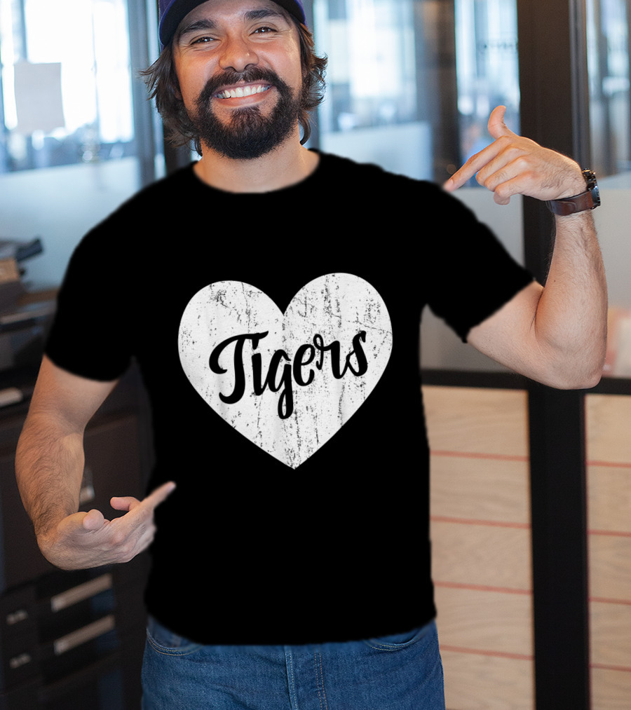 Tigers School Team Spirit Cute Heart Mascot Fan T-Shirt