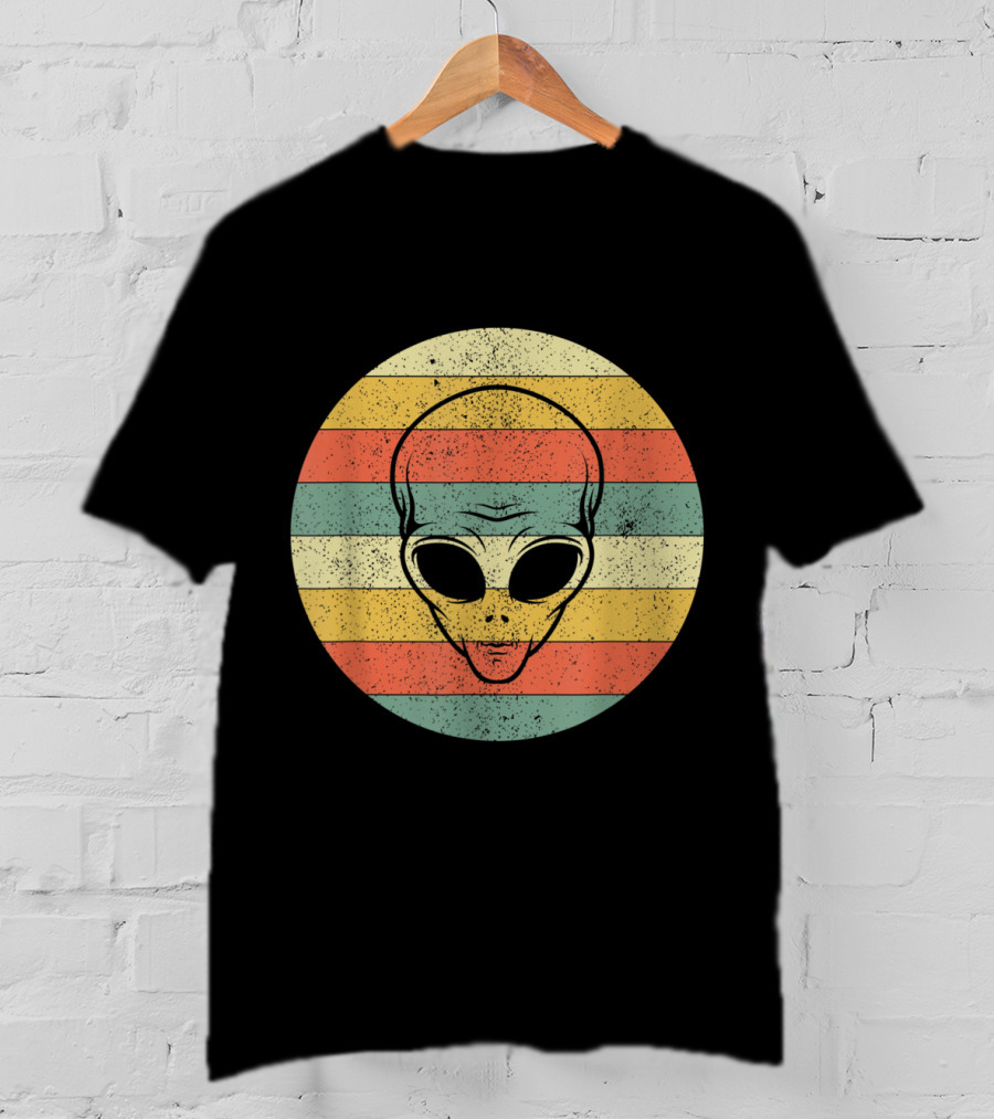 Vintage Distressed Alien Halloween Space Lover Retro Stripes T-Shirt