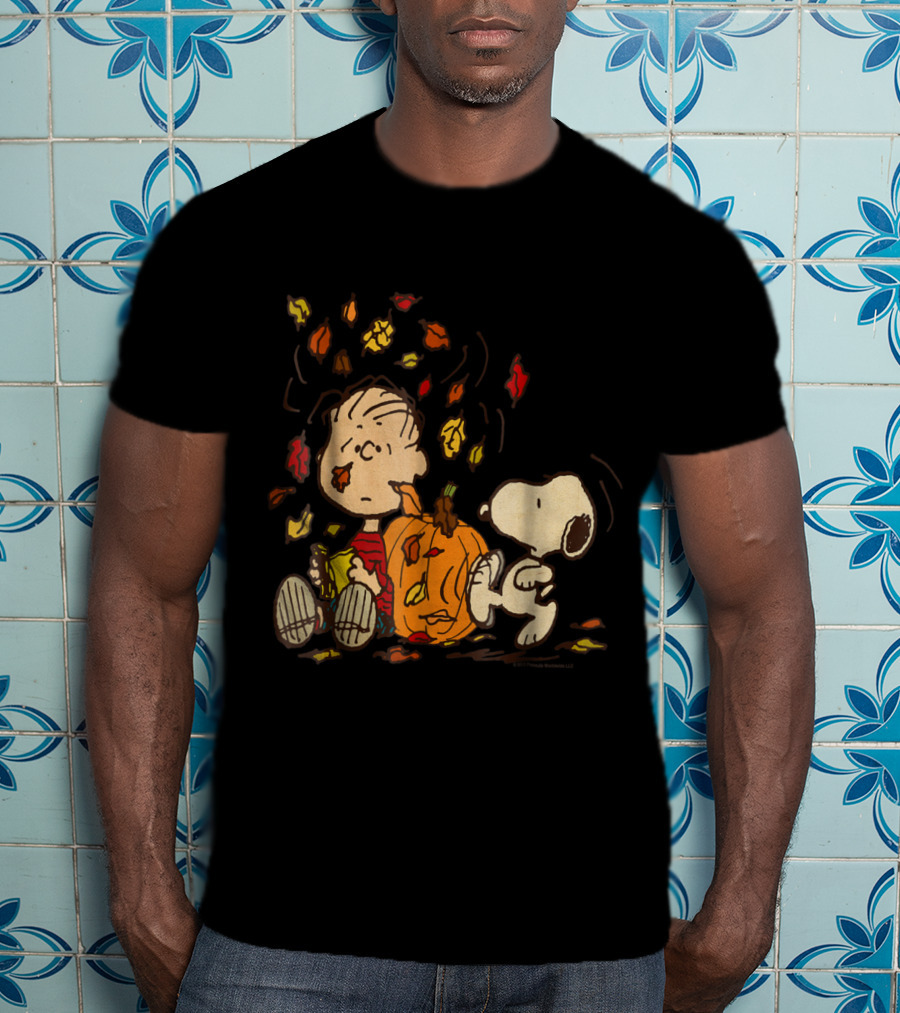 Peanuts Snoopy Linus With Pumpkin And Falling Leaves T-Shirt