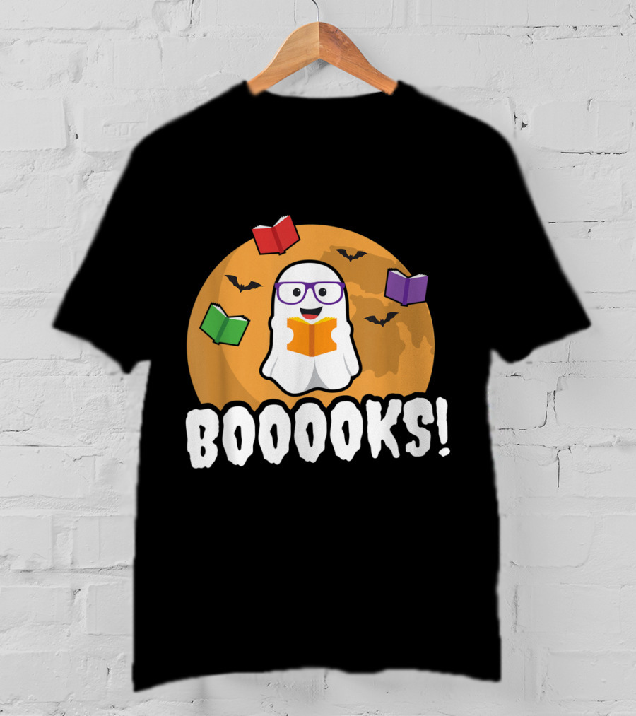 Booooks Ghost Boo Read Books Library Halloween Theme With Flying Bats And Moon T-Shirt