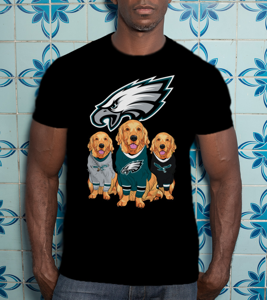 Philadelphia Eagles Golden Retrievers T-Shirt
