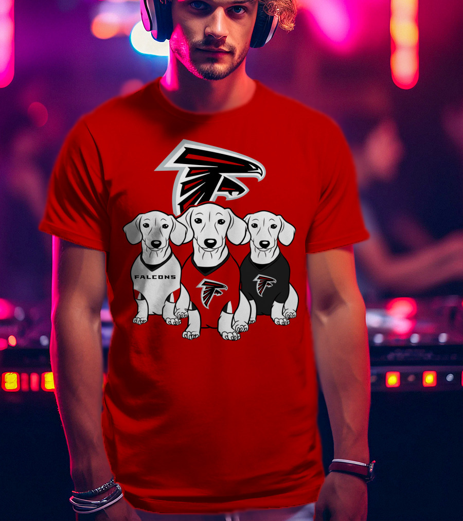 Atlanta Falcons With Dachshund  T-Shirt