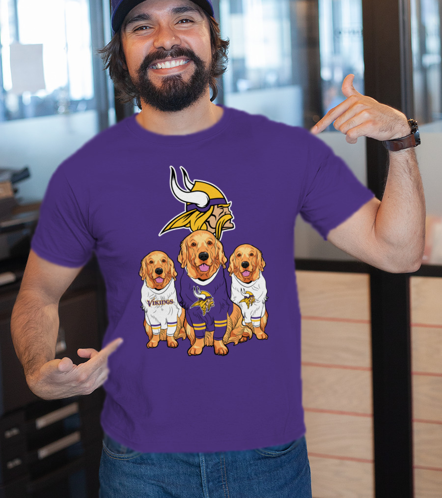Minnesota Vikings Golden Retrievers T-Shirt