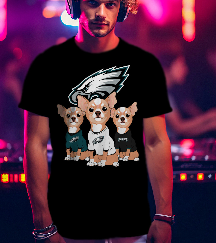 Philadelphia Eagles Chihuahua Trio T-Shirt