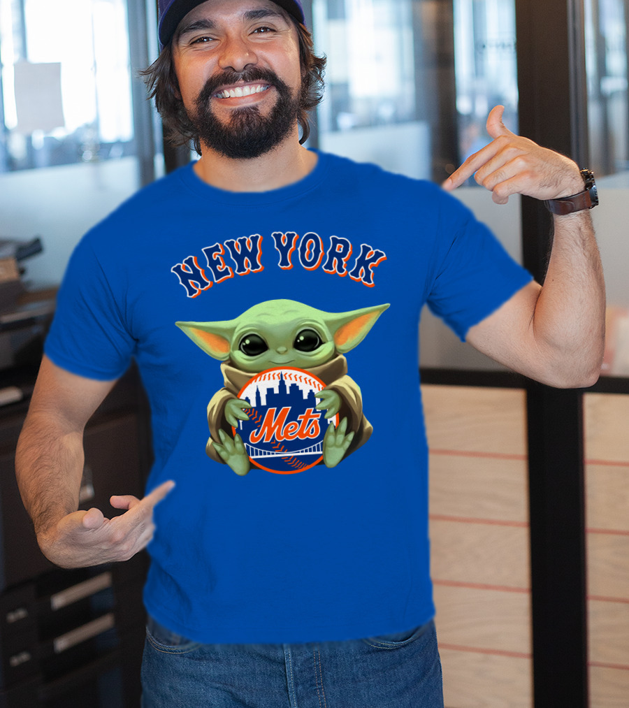 New York Mets Baby Yoda Holding Team T-Shirt