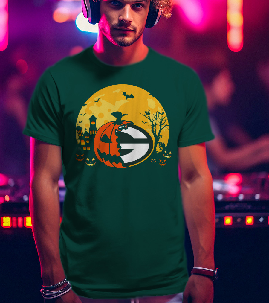 Halloween Green Bay Packers Pumpkin Moon Night Scene T-Shirt