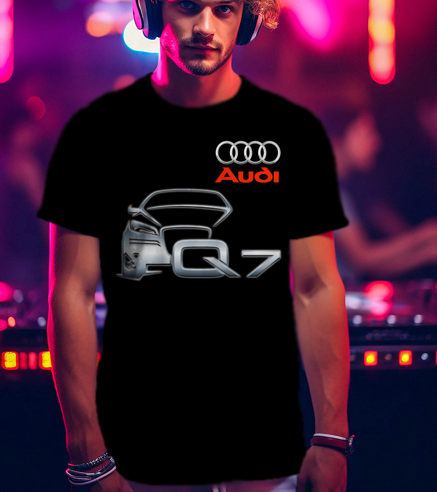 Audi Q7 With Rings T-Shirt