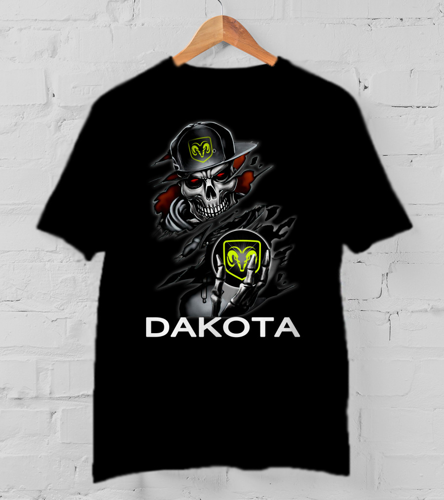 Dakota Skull With Ram Logo Cap And Rip Effect T-Shirt