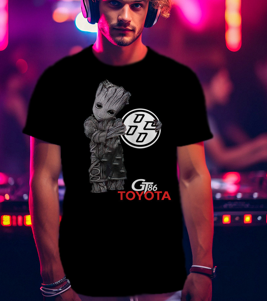 Gt86 Toyota Groot Holding T-Shirt