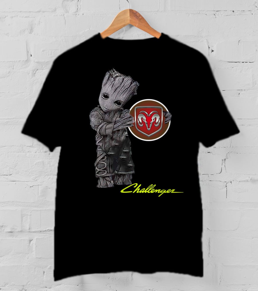 Challenger Groot Holding Dodge Ram T-Shirt