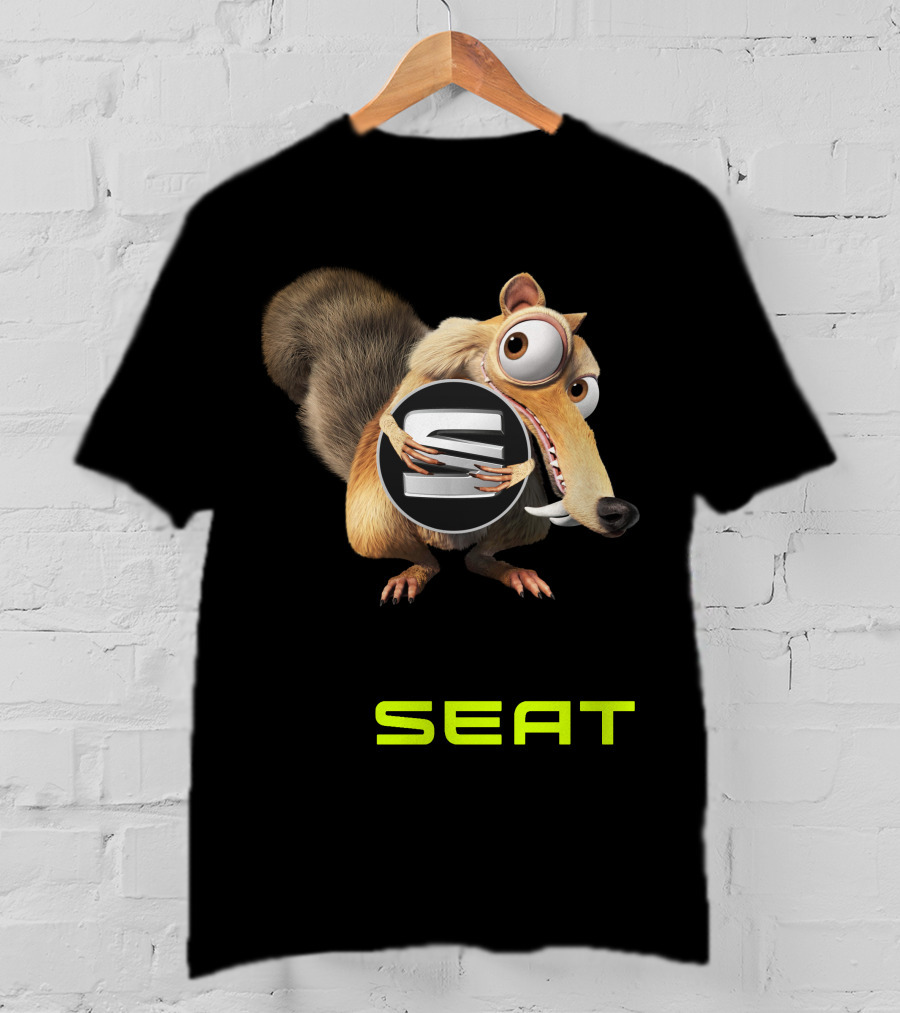 Seat Scrat Holding T-Shirt