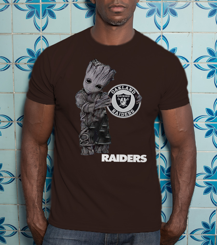 Oakland Raiders Groot Holding T-Shirt