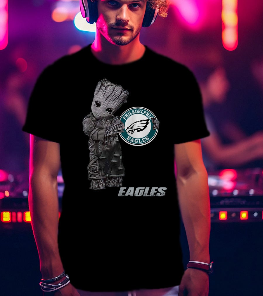 Groot Hugging Philadelphia Eagles Logo Eagles T-Shirt