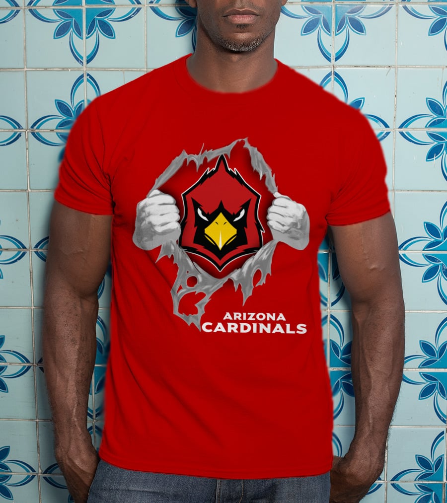 Arizona Cardinals Fierce Mascot Display With 06 Football Spirit T-Shirt