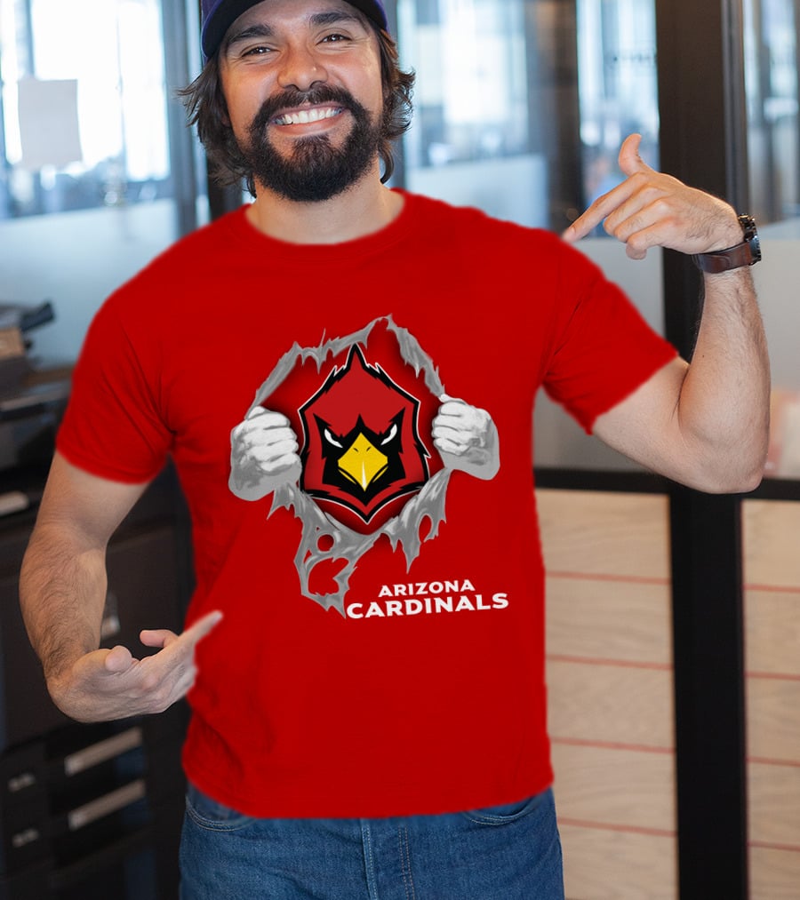 Arizona Cardinals Fierce Mascot Display With 06 Football Spirit T-Shirt
