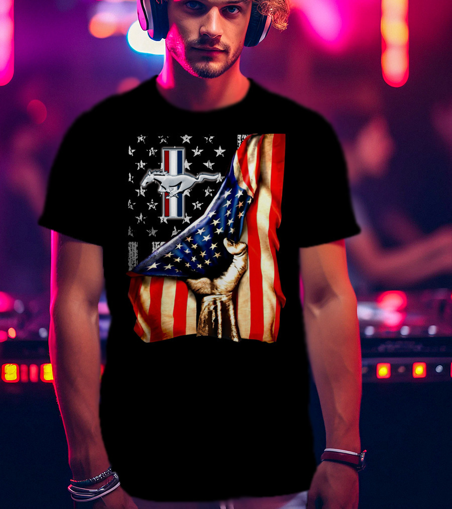Mustang 04 American Flag Stars And Stripes Horse T-Shirt