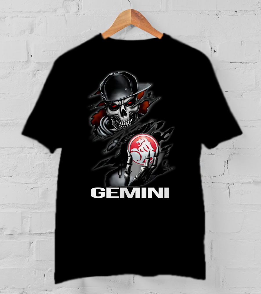 Gemini Skull Holding Red Holden Lion T-Shirt