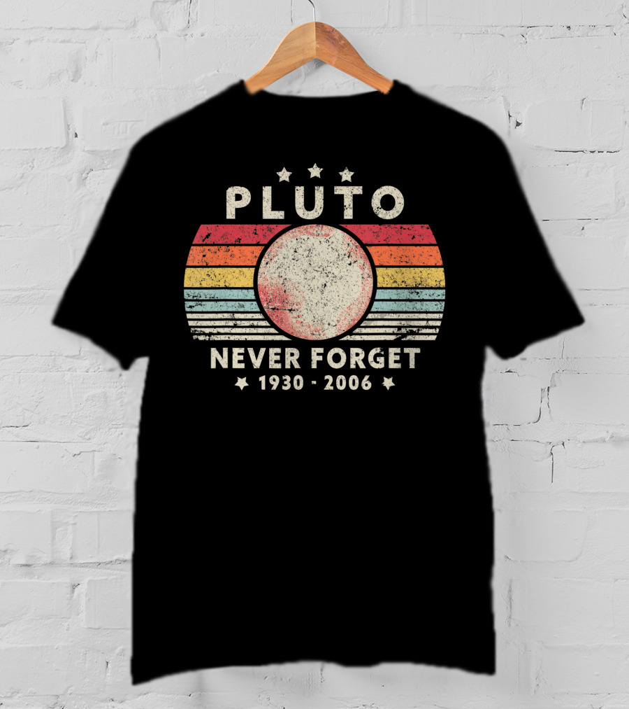 Retro Pluto Never Forget 1930-2006 Vintage Space Science T-Shirt