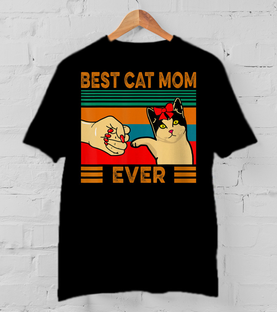 Best Cat Mom Ever Vintage Retro Cat Fist Bump T-Shirt