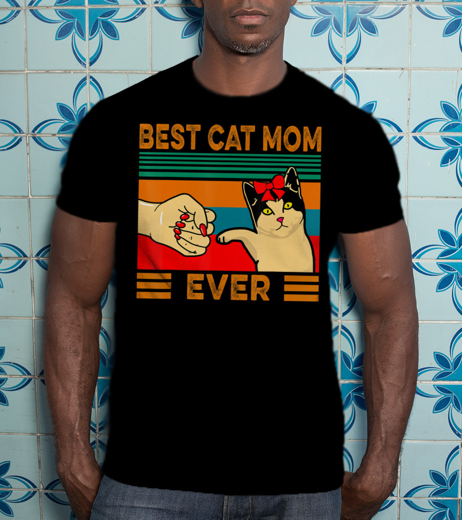 Best Cat Mom Ever Vintage Retro Cat Fist Bump T-Shirt