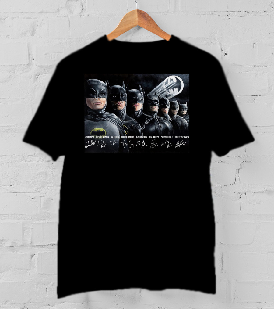 Adam West Michael Keaton Val Kilmer George Clooney David Mazouz Ben Affleck Christian Bale Robert Pattinson Batman Bat-Signal T-Shirt