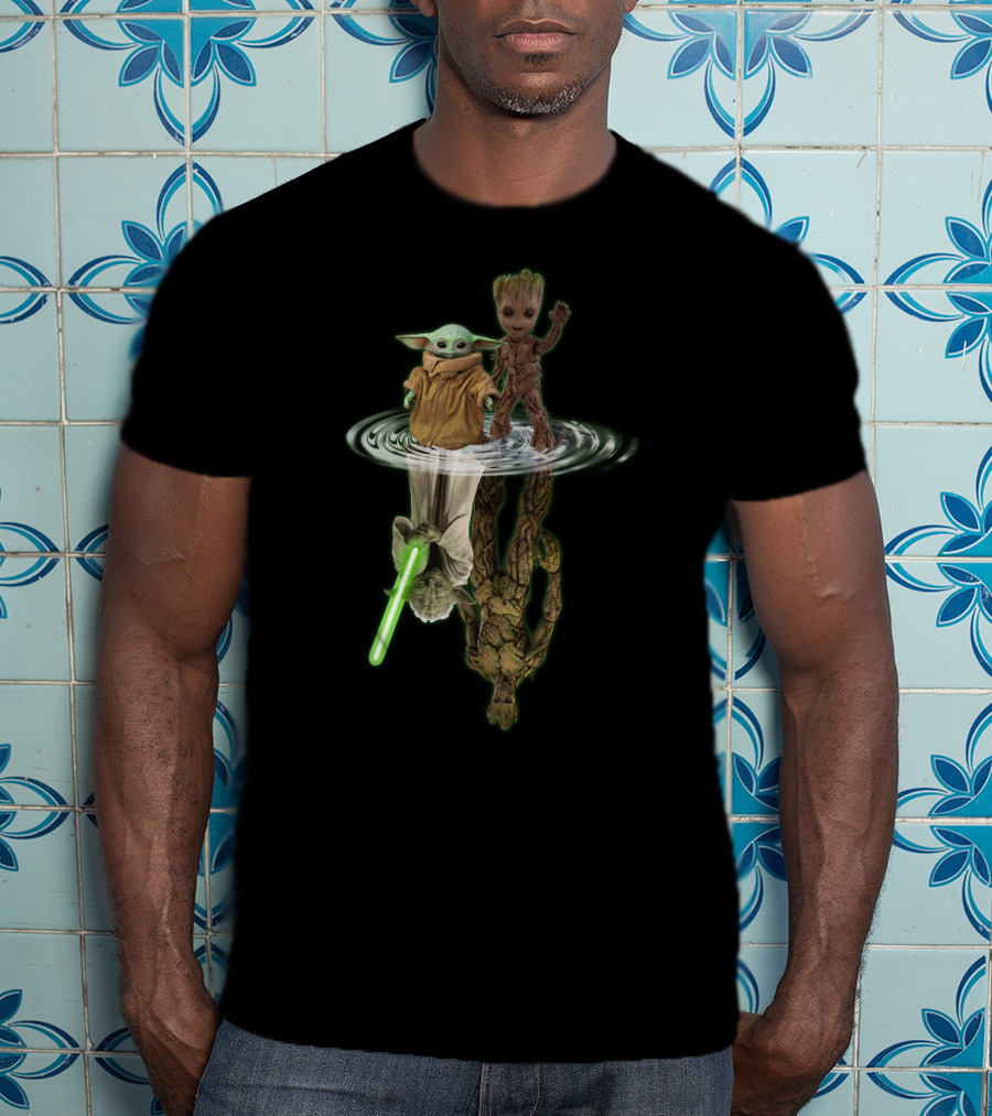 Yoda And Groot Reflection With Lightsaber ZN375 T-Shirt