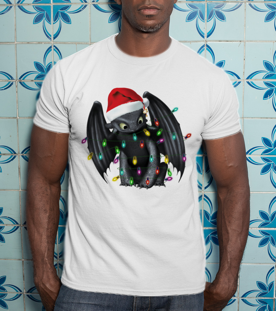 How To Train Your Dragon ZN 297 Toothless Christmas Lights Santa Hat T-Shirt