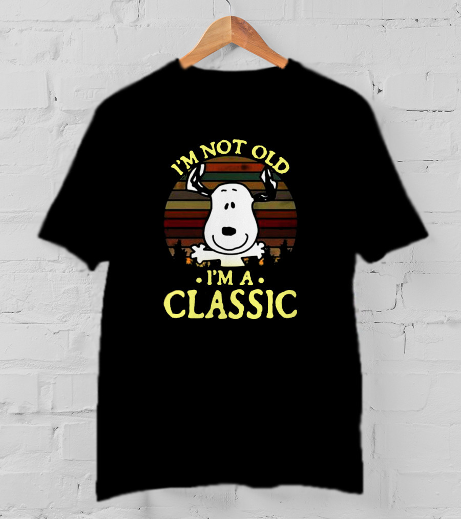 I'm Not Old I'm A Classic Snoopy Peanuts Vintage Retro Style T-Shirt
