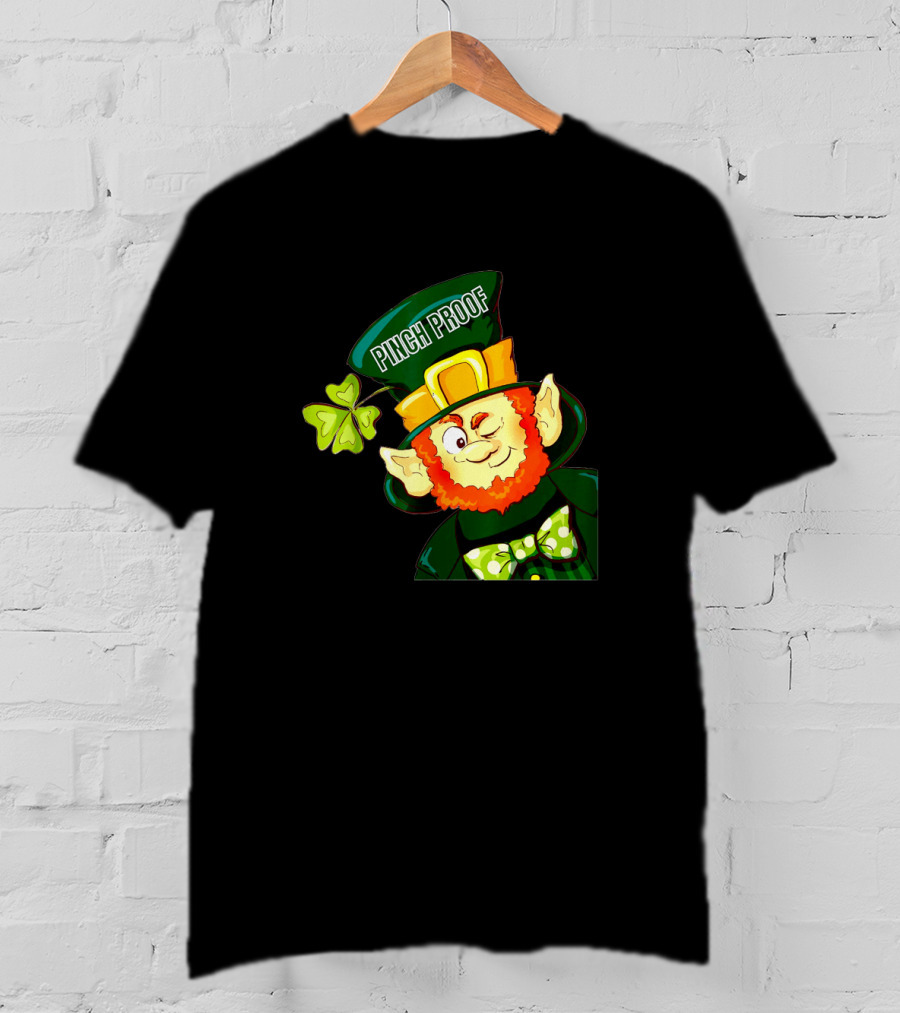 St Patrick's Day Pinch Proof Shamrock Leprechaun With Hat And Bow Tie T-Shirt