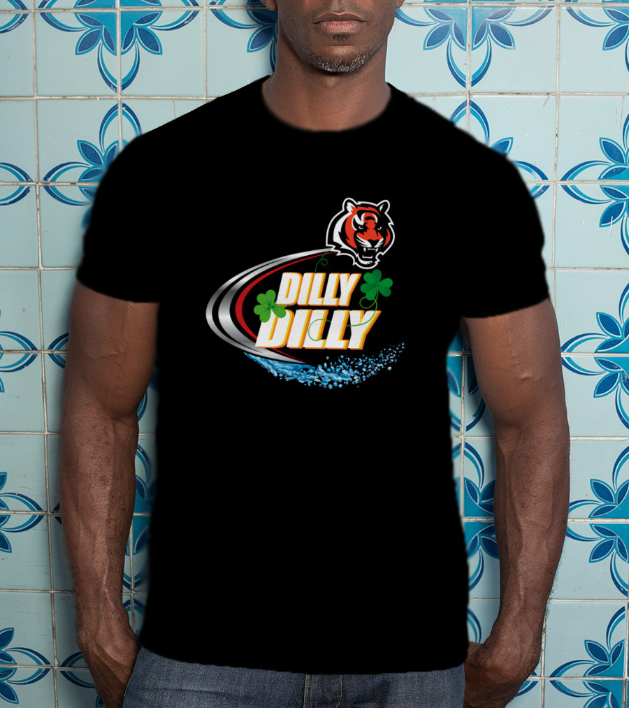 Dilly Dilly Cincinnati Bengals Tiger Logo Shamrocks Water Splash T-Shirt