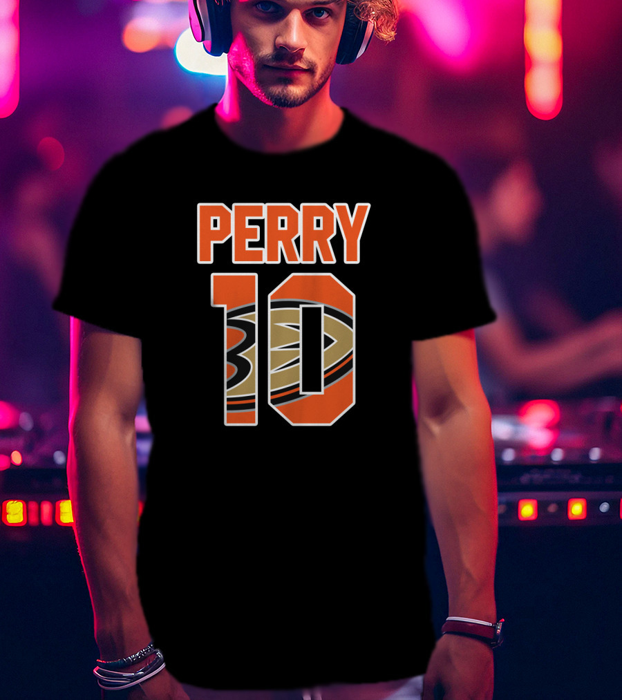 Perry 10 Anaheim Ducks NHL Hockey Jersey T-Shirt