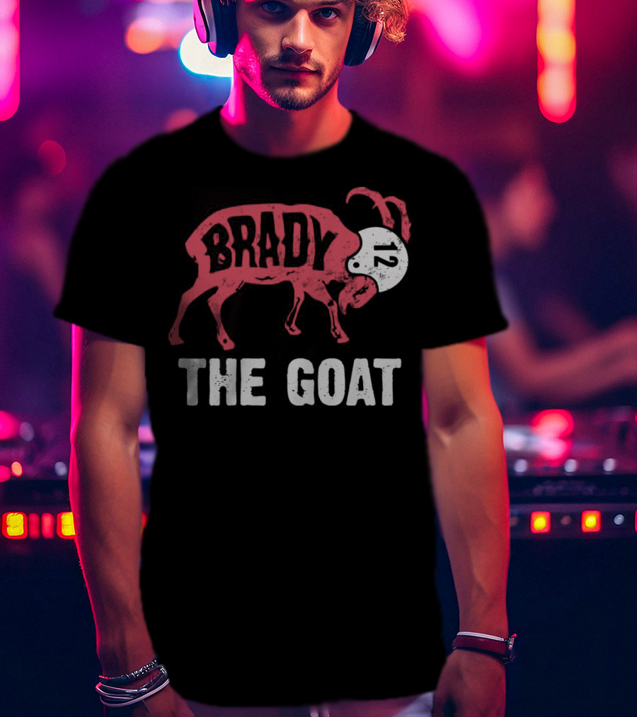 Brady 12 The Goat Graphic With Number Helmet T-Shirt