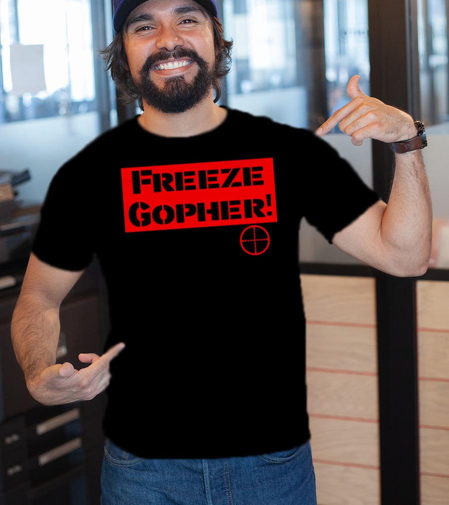 Freeze Gopher Red Stencil With Crosshair Target T-Shirt